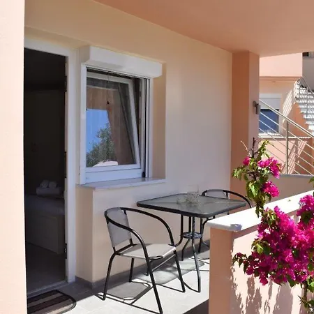 Apartment Rani *
